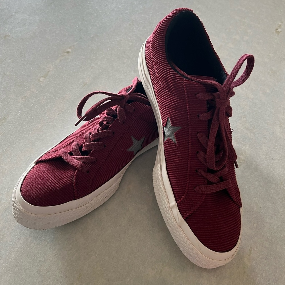 Unisex Converse One Star Corduroy - mens 7/womens 9